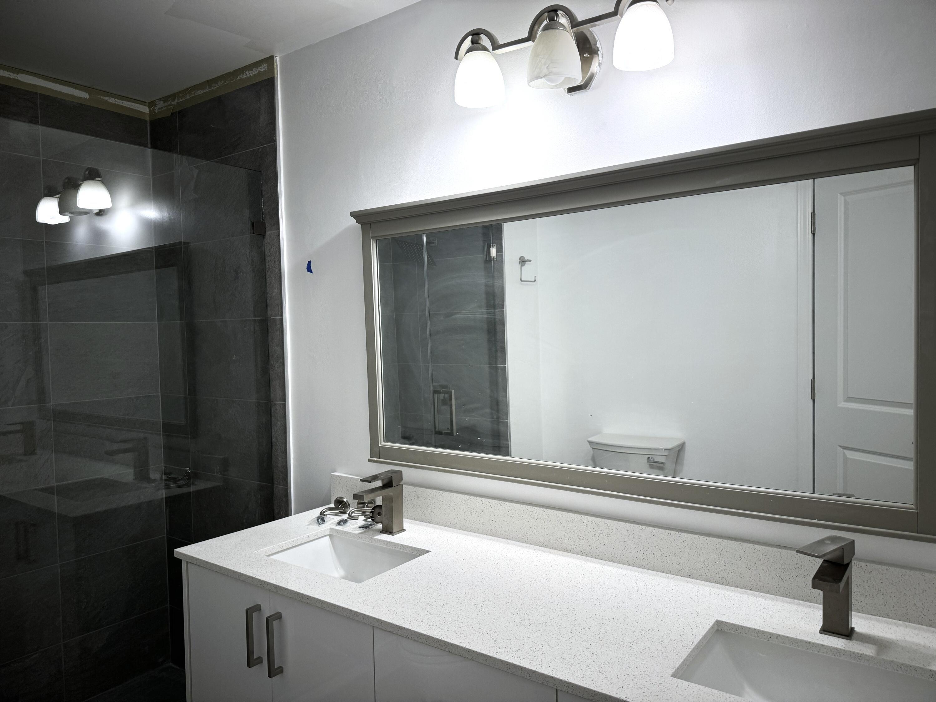 Listing photo 6 for 855 NW 80th Way Unit#6, Plantation, FL, 33324