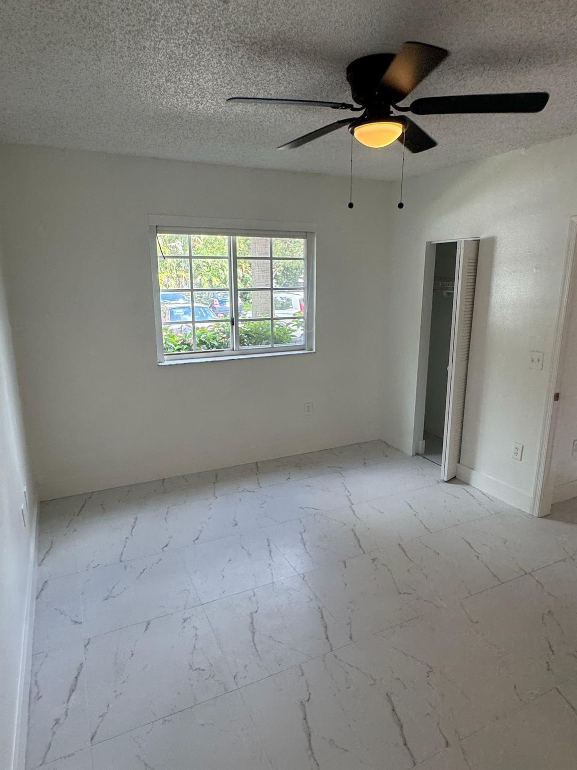 Listing photo 1 for 3221 Sabal Palm Manor Unit#105, Davie, FL, 33024