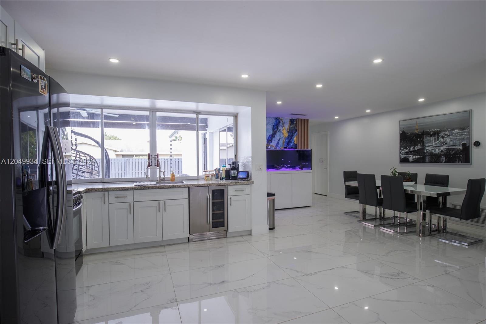 Listing photo 1 for 12021 NW 29th Pl Unit#0, Sunrise, FL, 33323