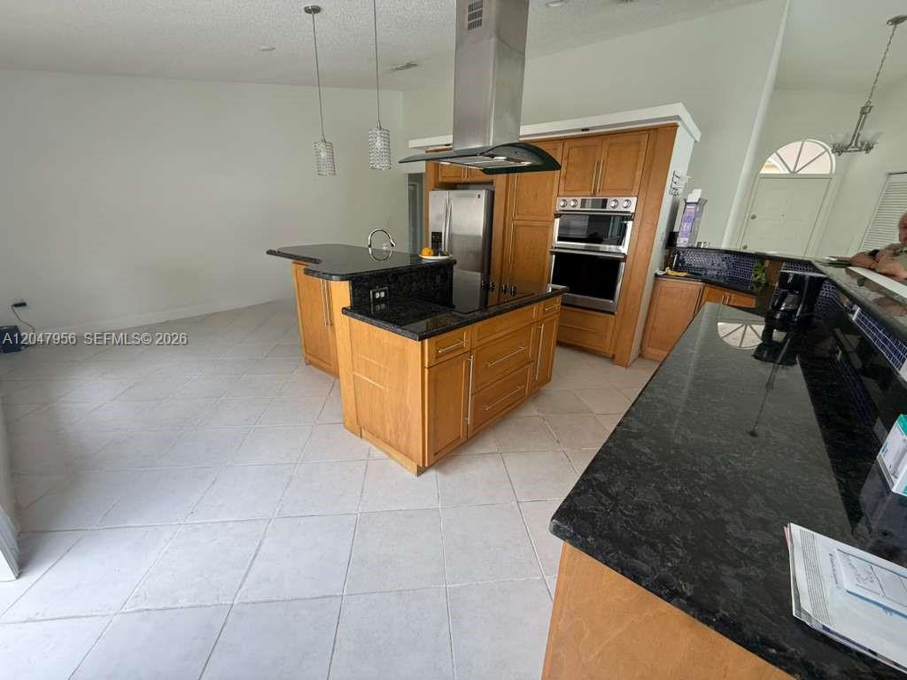 Listing photo 2 for 18171 NW 18th St, Pembroke Pines, FL, 33029