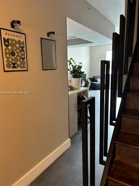 Listing photo 7 for 725 SW 148th Ave Unit#503, Sunrise, FL, 33325