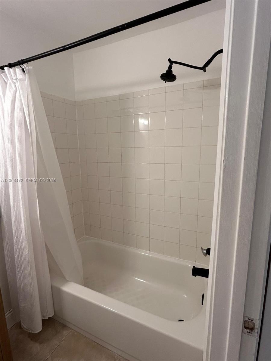 Listing photo 14 for 815 W Boynton Beach Blvd Unit#5-103, Boynton Beach, FL, 33426