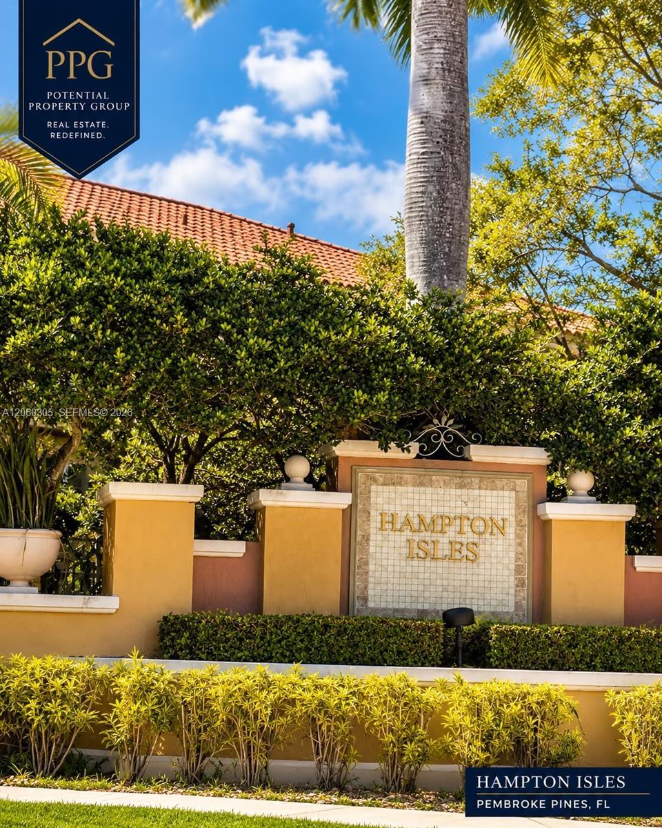 Listing photo 1 for 790 SW 107th Ave Unit#301, Pembroke Pines, FL, 33025