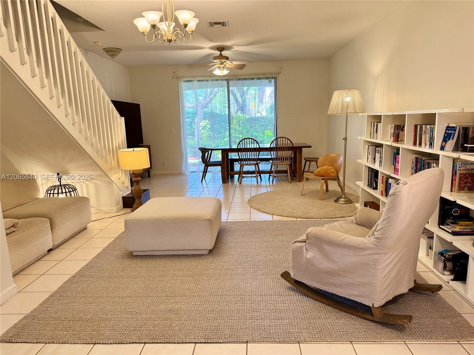 Listing photo 2 for 3973 Orange Tree Ln Unit#0, Weston, FL, 33332