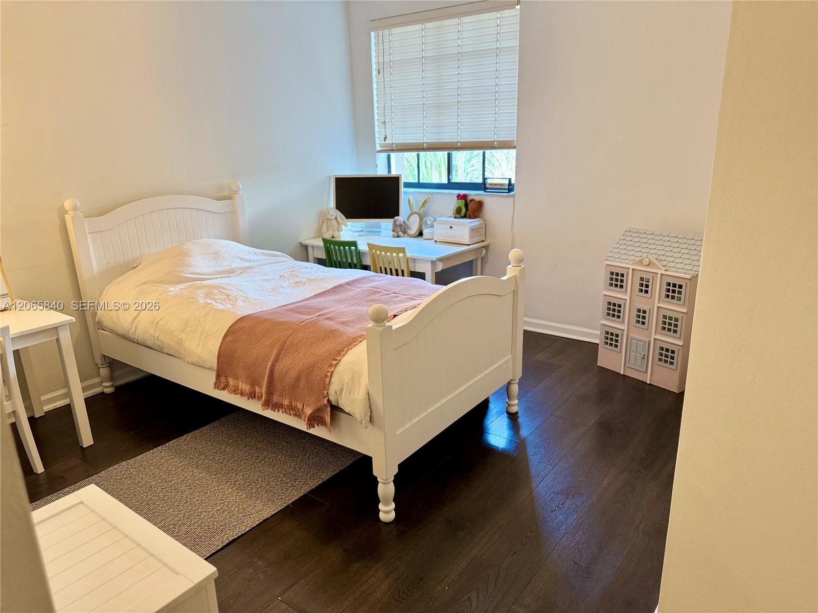 Listing photo 7 for 3973 Orange Tree Ln Unit#0, Weston, FL, 33332