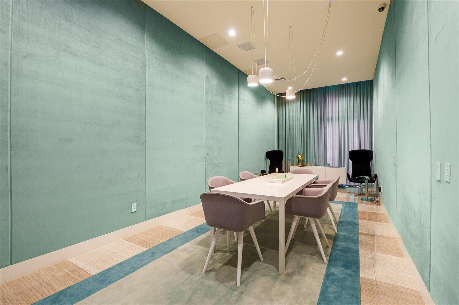 Listing photo 15 for 2000 METROPICA Way Unit#216, Sunrise, FL, 33323