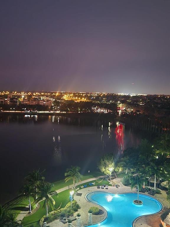 Listing photo 7 for 2681 N FLAMINGO Road Unit#1104 S, Sunrise, FL, 33323