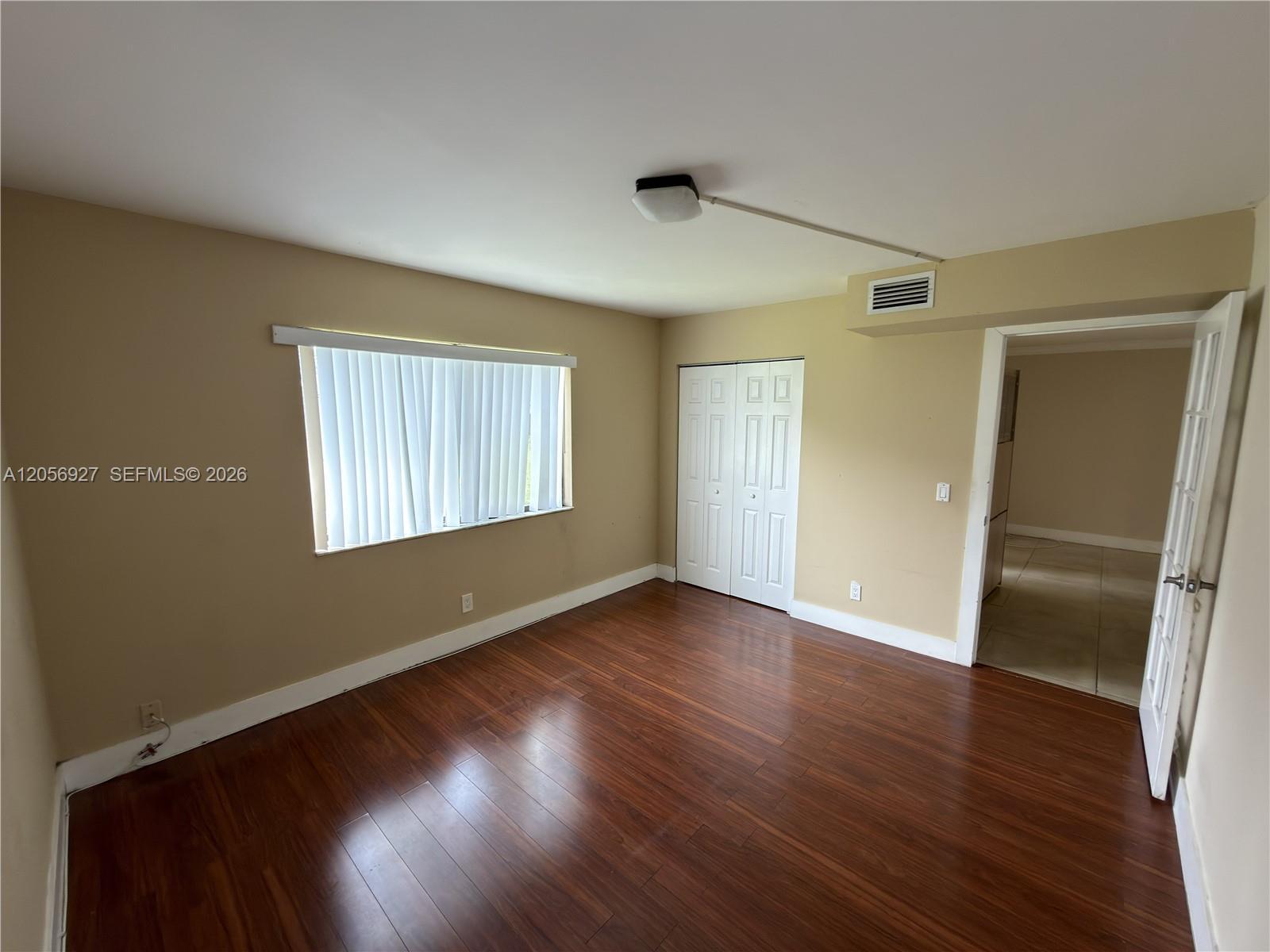 Listing photo 11 for 320 Racquet Club Rd Unit#104, Weston, FL, 33326