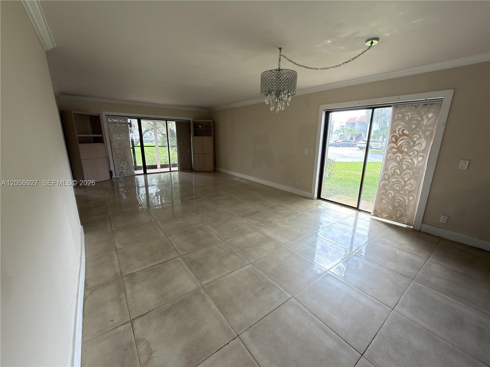 Listing photo 4 for 320 Racquet Club Rd Unit#104, Weston, FL, 33326