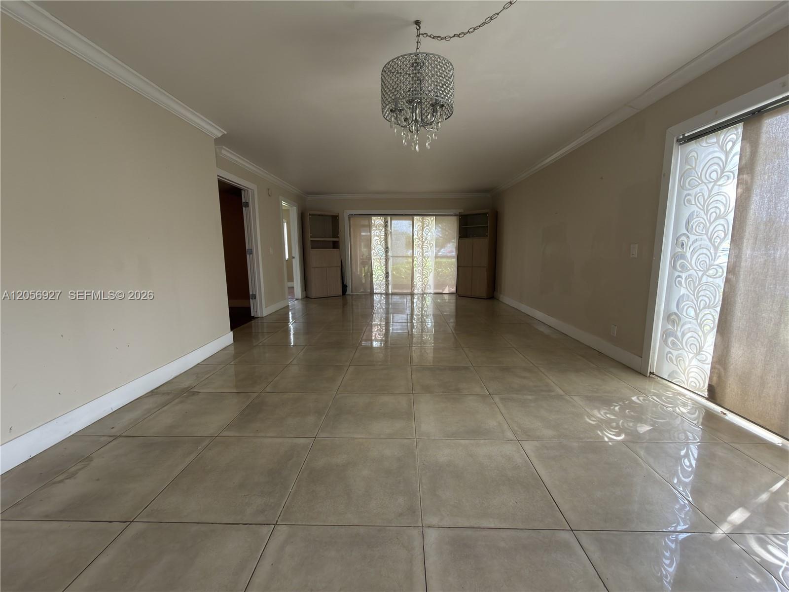 Listing photo 9 for 320 Racquet Club Rd Unit#104, Weston, FL, 33326