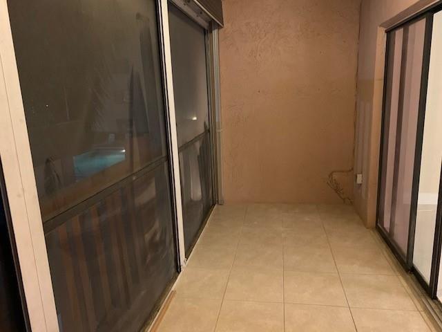 Listing photo 15 for 1021 MOCKINGBIRD Lane Unit#217, Plantation, FL, 33324