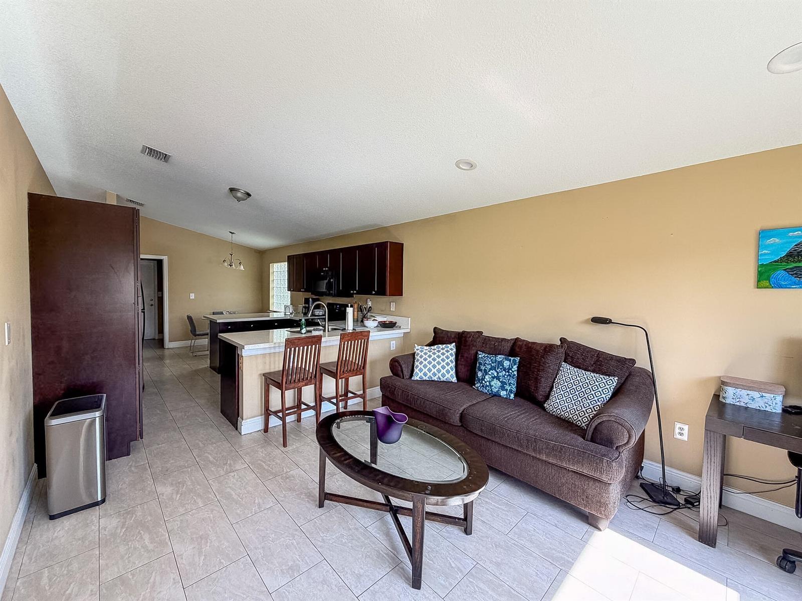 Listing photo 12 for 775 NW 165th Avenue, Pembroke Pines, FL, 33028