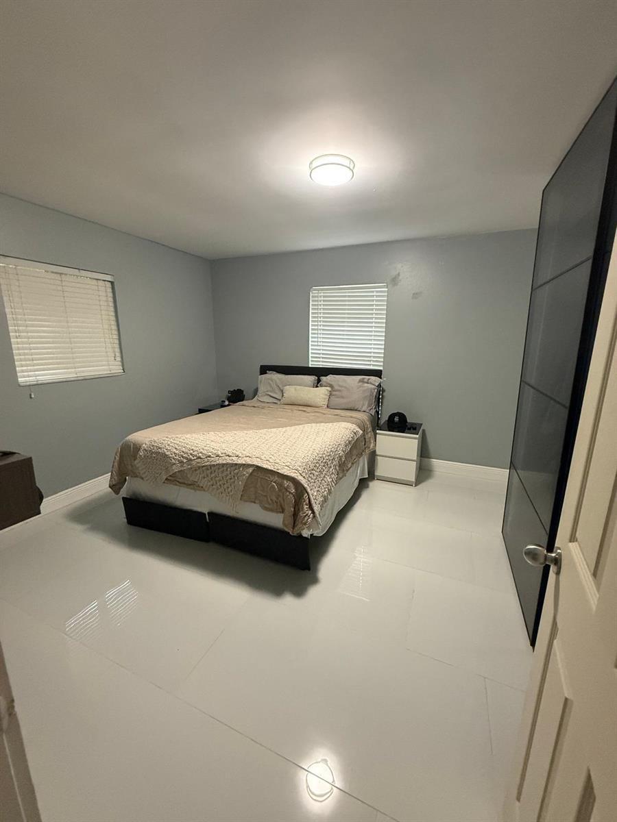 Listing photo 13 for 9321 NW 35TH Manor, Sunrise, FL, 33351