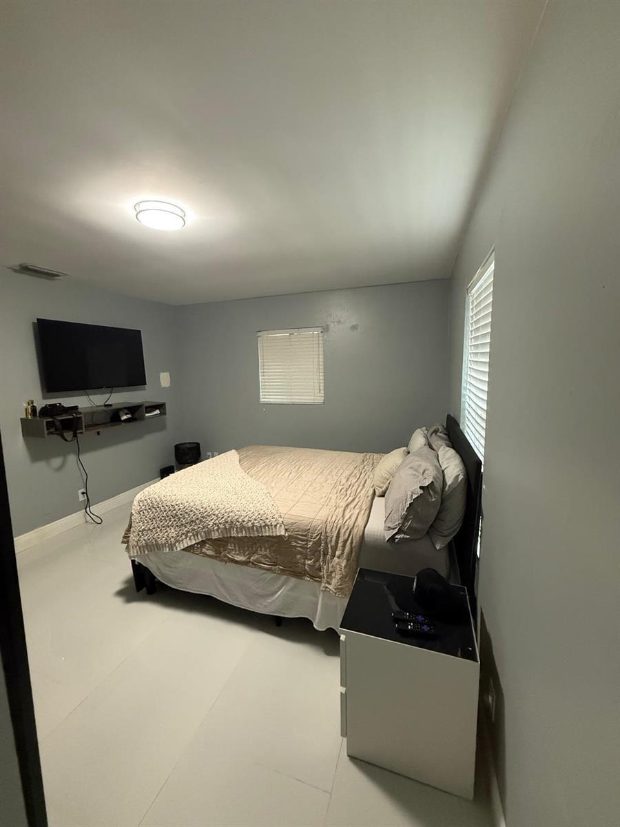 Listing photo 14 for 9321 NW 35TH Manor, Sunrise, FL, 33351