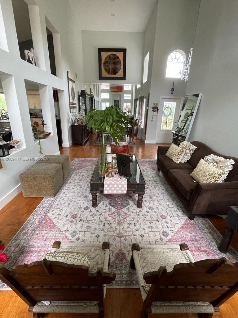 Listing photo 6 for 10157 NW 4th St Unit#1, Plantation, FL, 33324