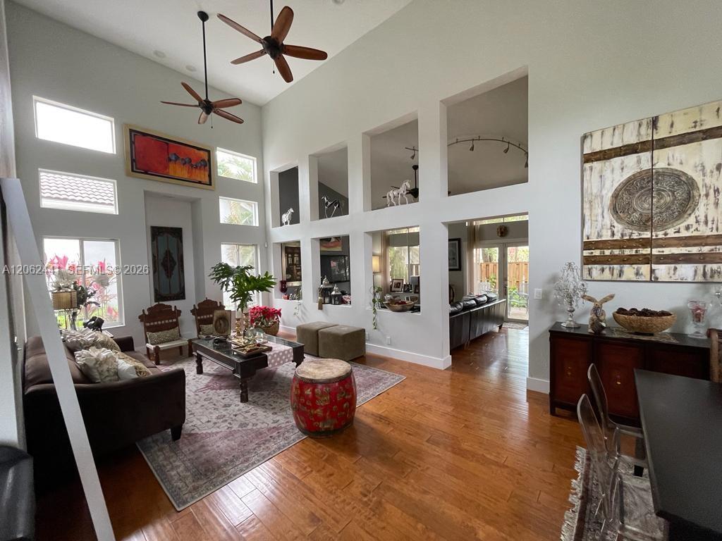 Listing photo 9 for 10157 NW 4th St Unit#1, Plantation, FL, 33324