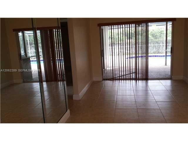 Listing photo 4 for 8430 NW 25th Ct Unit#., Sunrise, FL, 33322
