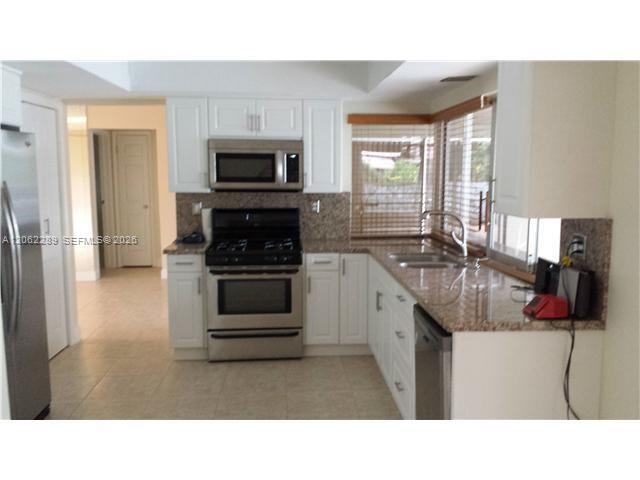 Listing photo 5 for 8430 NW 25th Ct Unit#., Sunrise, FL, 33322