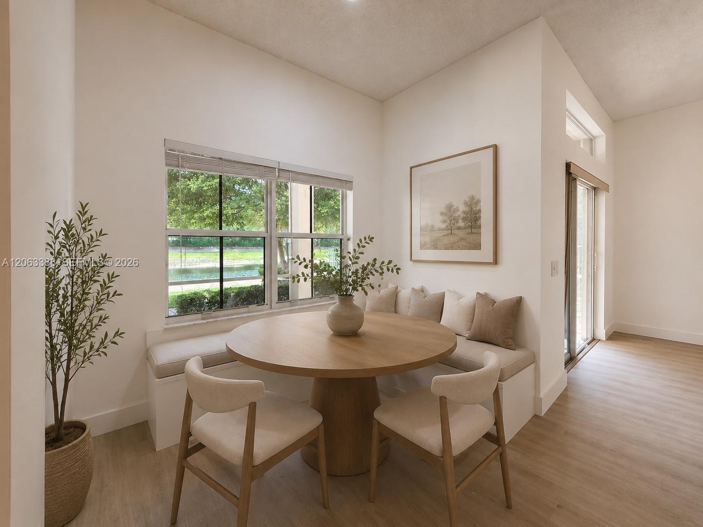 Listing photo 1 for 837 Tanglewood Cir Unit#., Weston, FL, 33327