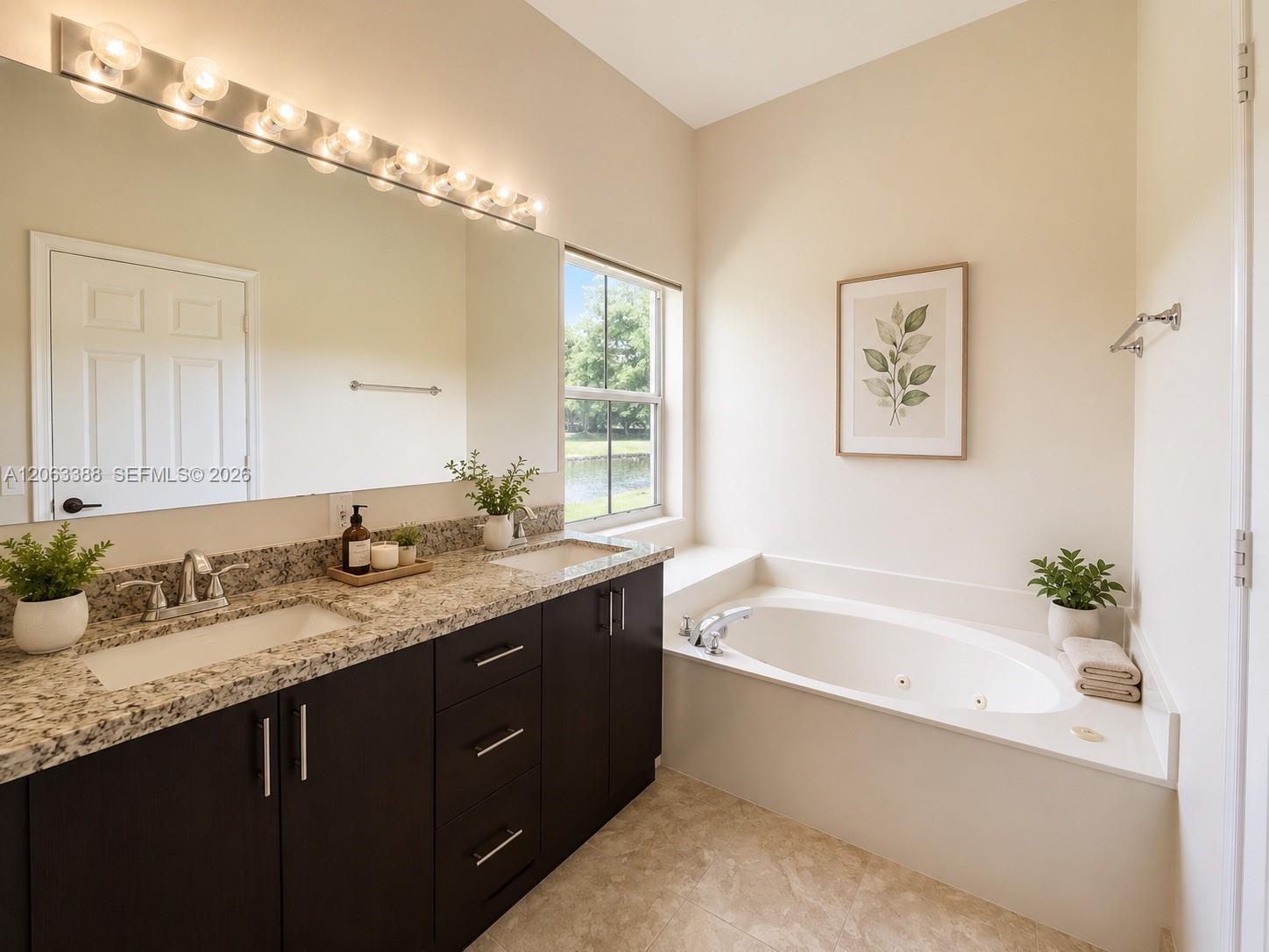 Listing photo 13 for 837 Tanglewood Cir Unit#., Weston, FL, 33327