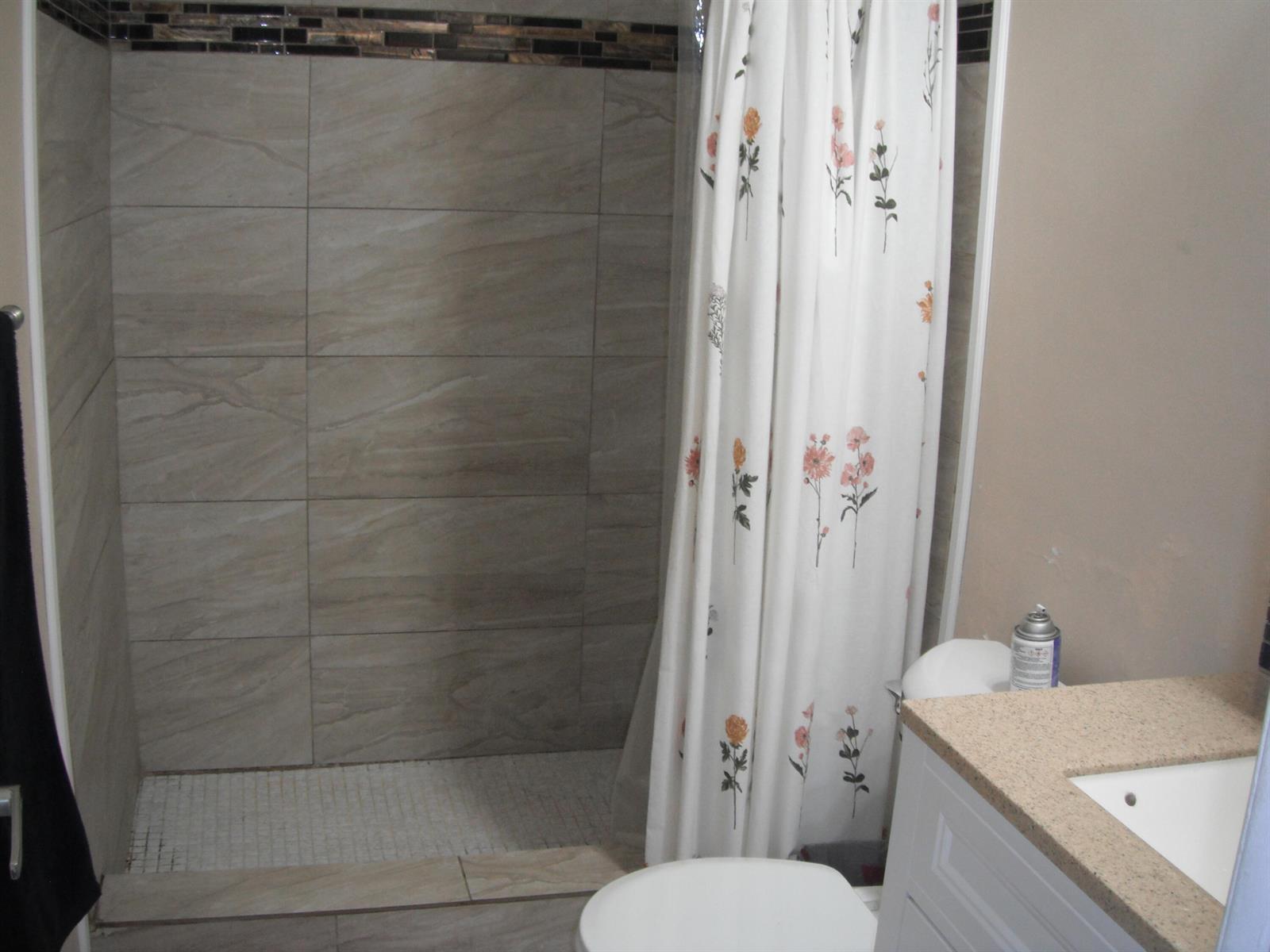 Listing photo 14 for 4169 SW 67TH Avenue Unit#205A, Davie, FL, 33314