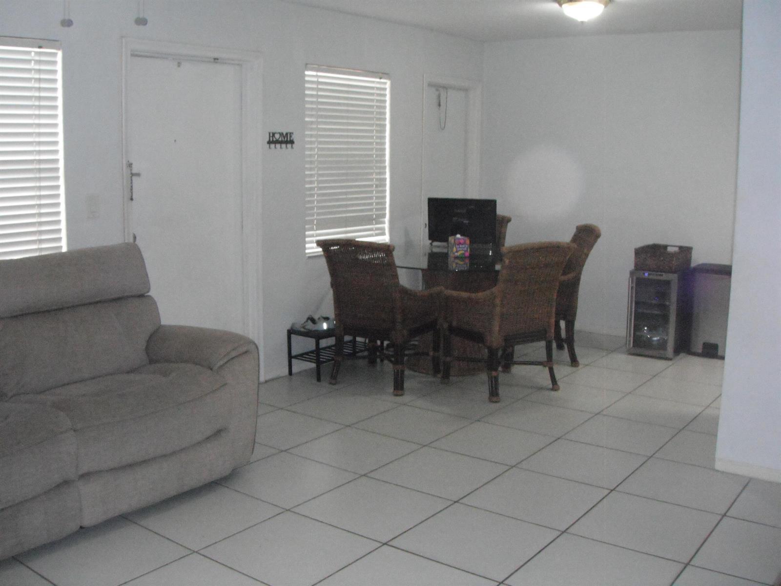 Listing photo 3 for 4169 SW 67TH Avenue Unit#205A, Davie, FL, 33314