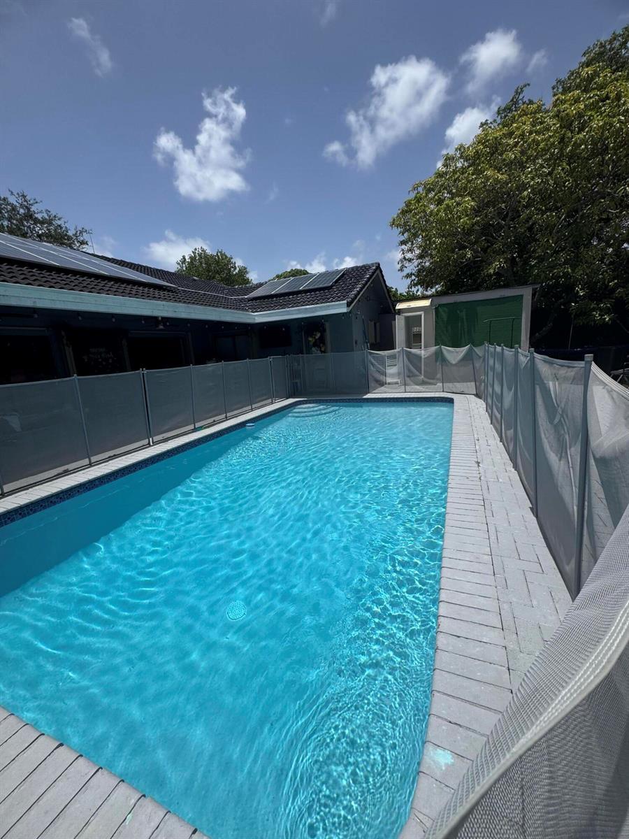 Listing photo 4 for 8651 NW 21ST Court, Coral Springs, FL, 33071