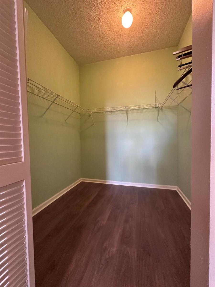 Listing photo 8 for 9761 NW 2nd Street, Coral Springs, FL, 33071