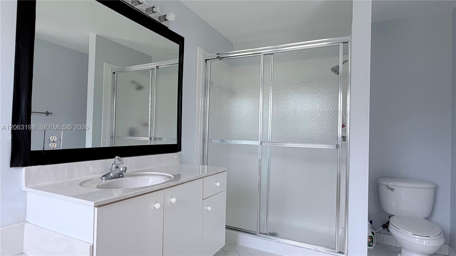 Listing photo 15 for 2020 Andromeda Ln Unit#2020, Weston, FL, 33327