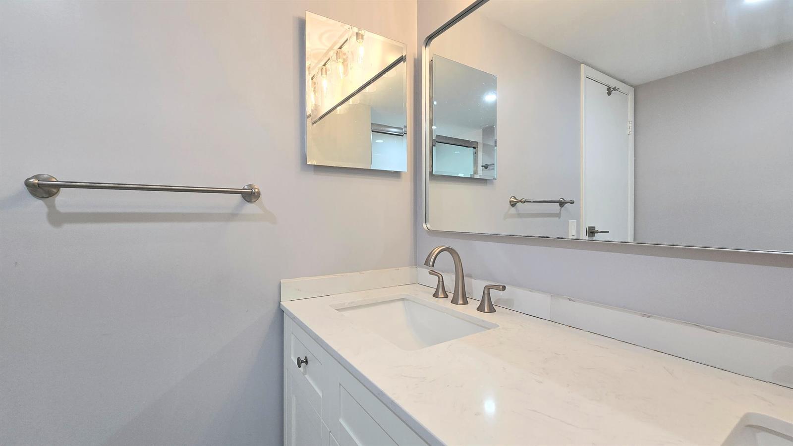 Listing photo 12 for 3100 W ROLLING HILLS Circle Unit#609, Davie, FL, 33328