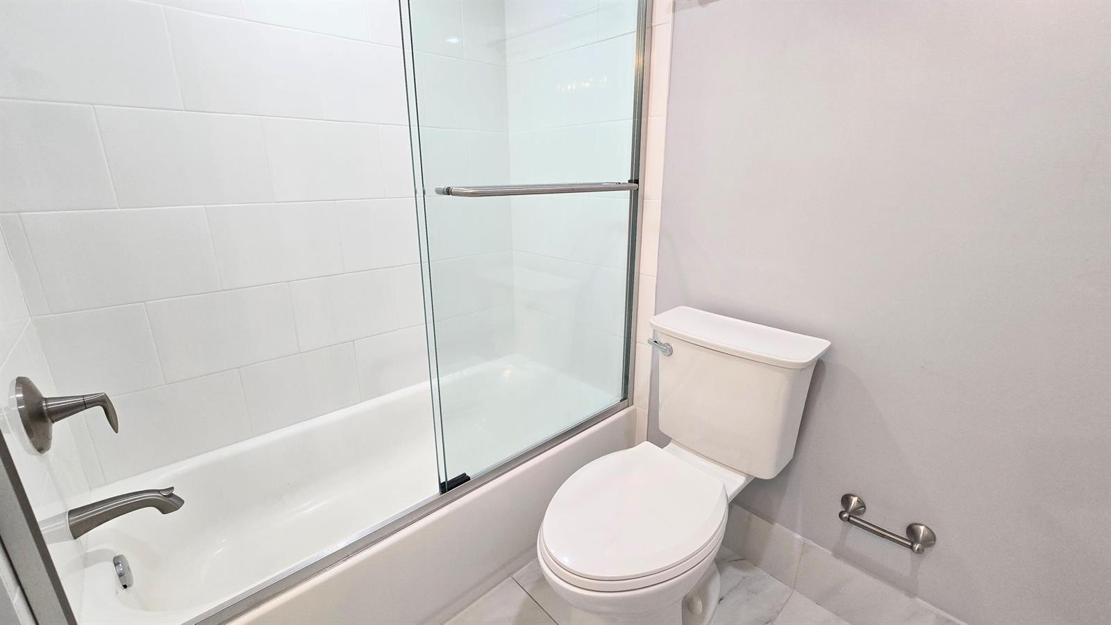 Listing photo 13 for 3100 W ROLLING HILLS Circle Unit#609, Davie, FL, 33328