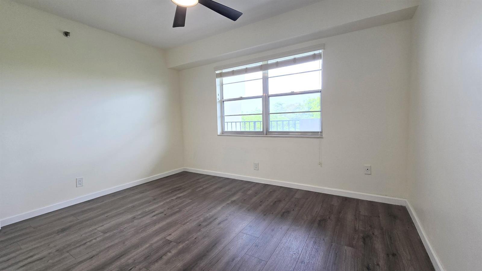 Listing photo 10 for 3100 W ROLLING HILLS Circle Unit#609, Davie, FL, 33328