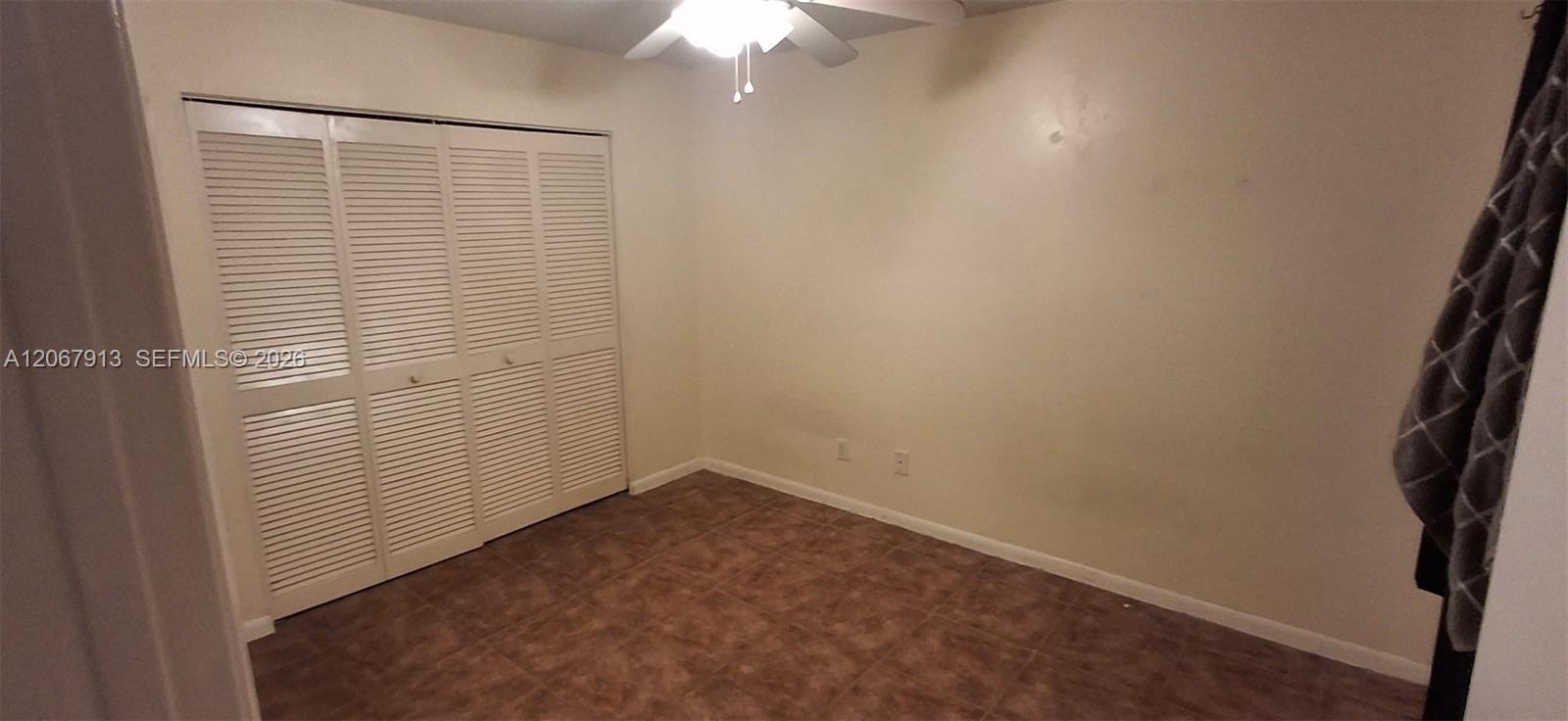 Listing photo 2 for 1276 SW 113th Ter Unit#104, Pembroke Pines, FL, 33025