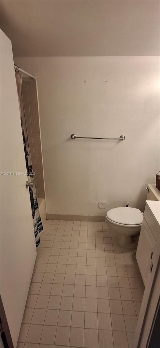 Listing photo 5 for 1276 SW 113th Ter Unit#104, Pembroke Pines, FL, 33025