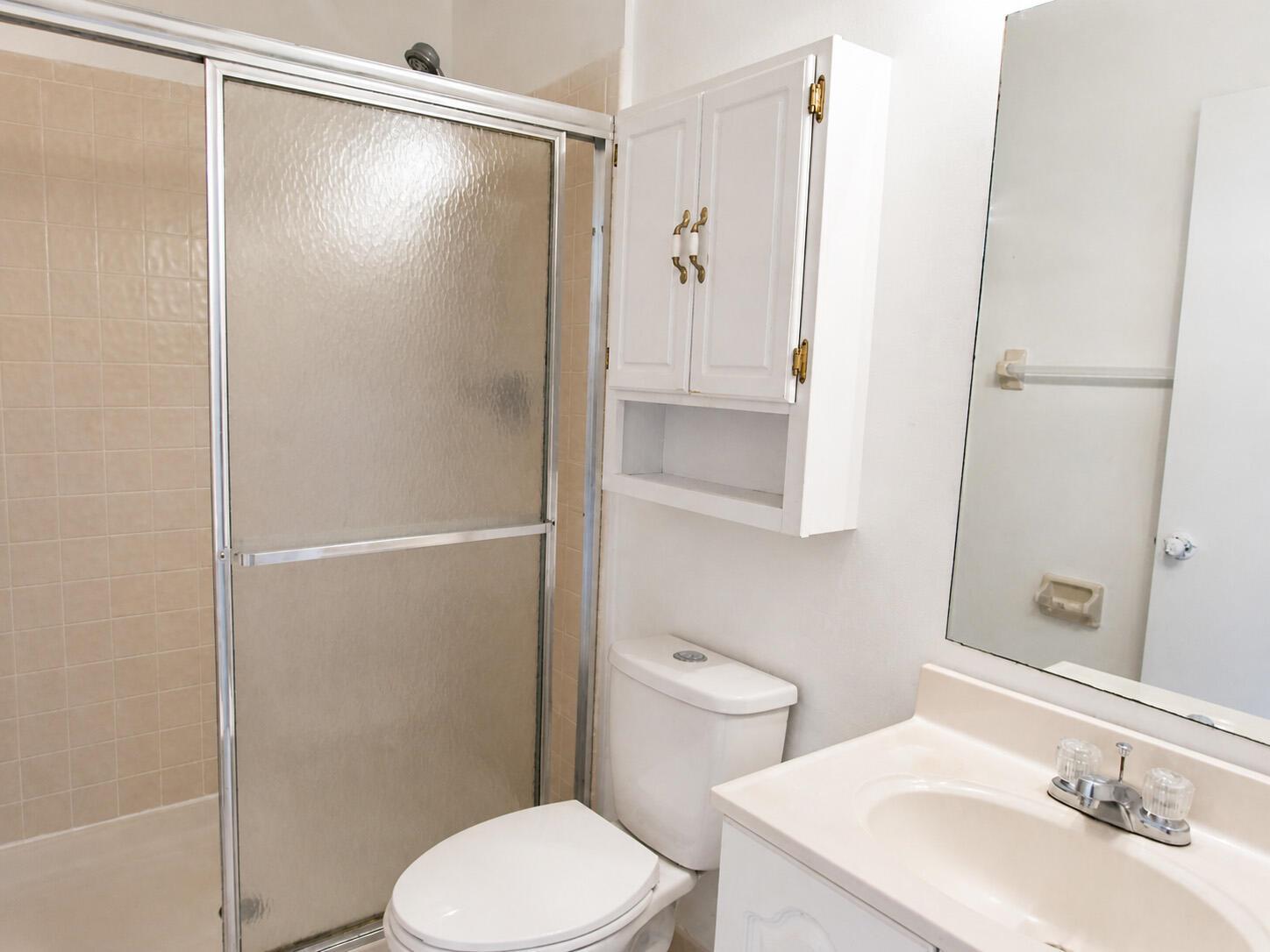 Listing photo 14 for 7260 Woodmont Terrace Unit#203, Tamarac, FL, 33321