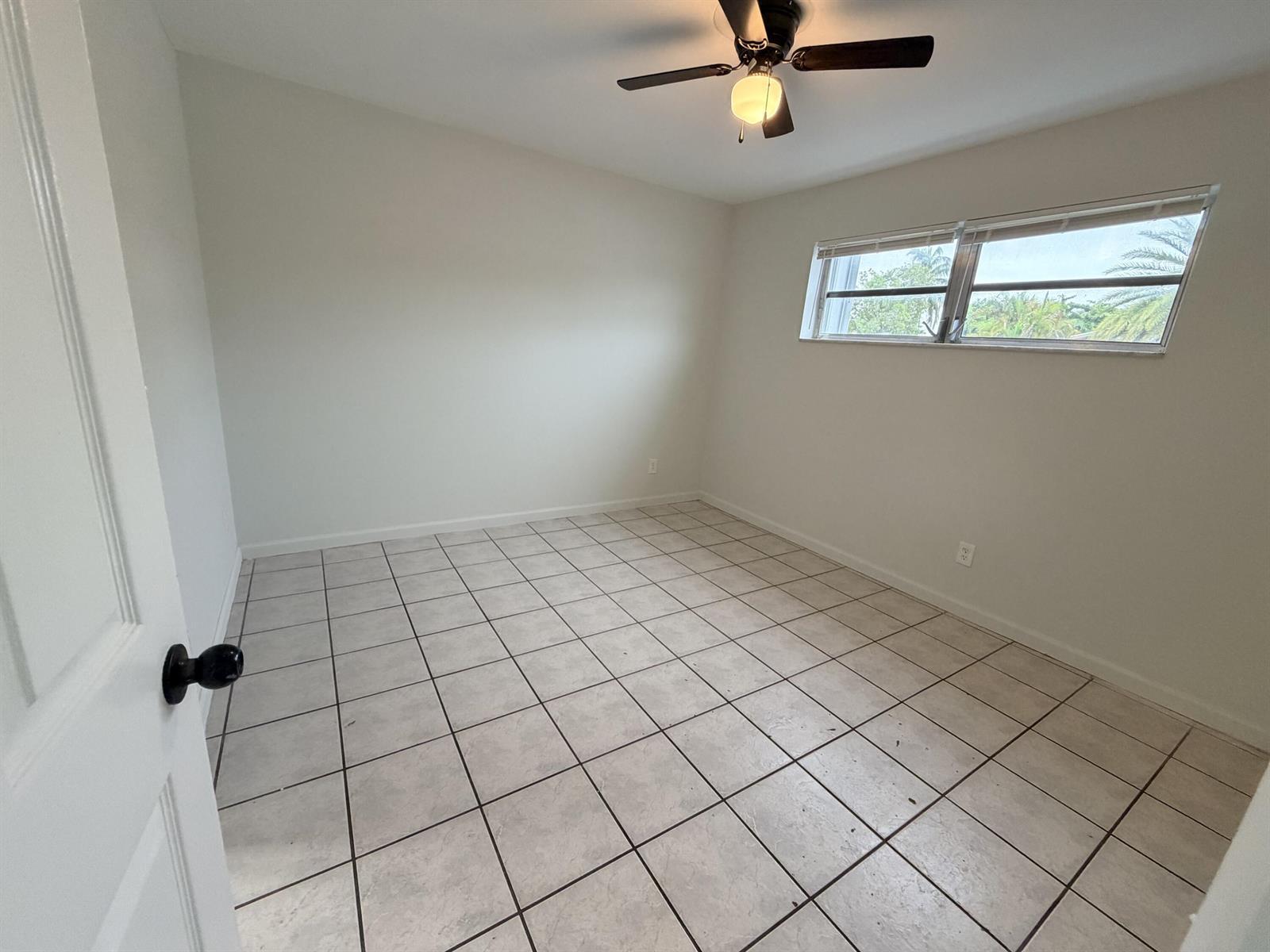 Listing photo 14 for 6191 SW 37th Street Unit#Apt 114, Davie, FL, 33314