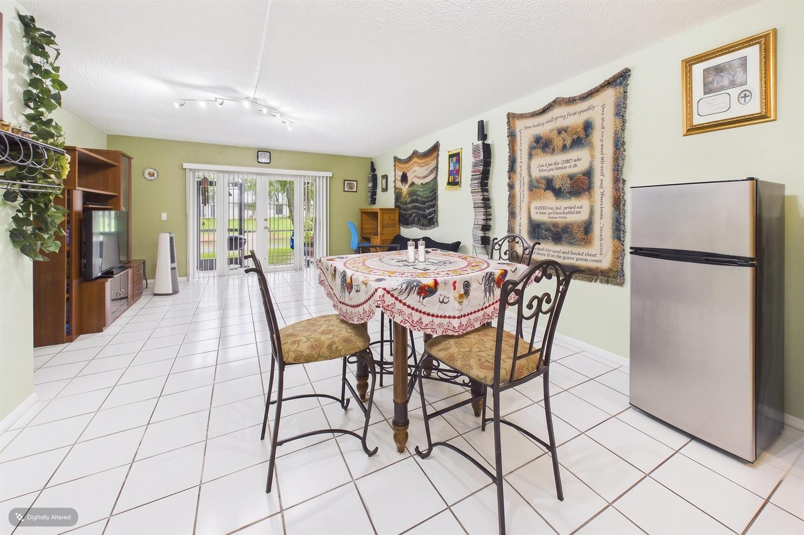 Listing photo 7 for 8511 OLD COUNTRY Manor Unit#401, Davie, FL, 33328