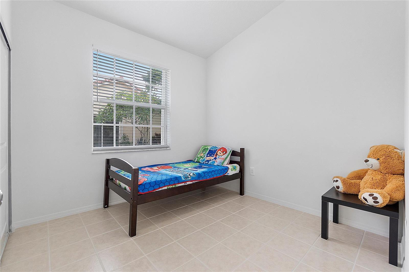 Listing photo 12 for 5385 NW 124th Way, Coral Springs, FL, 33076