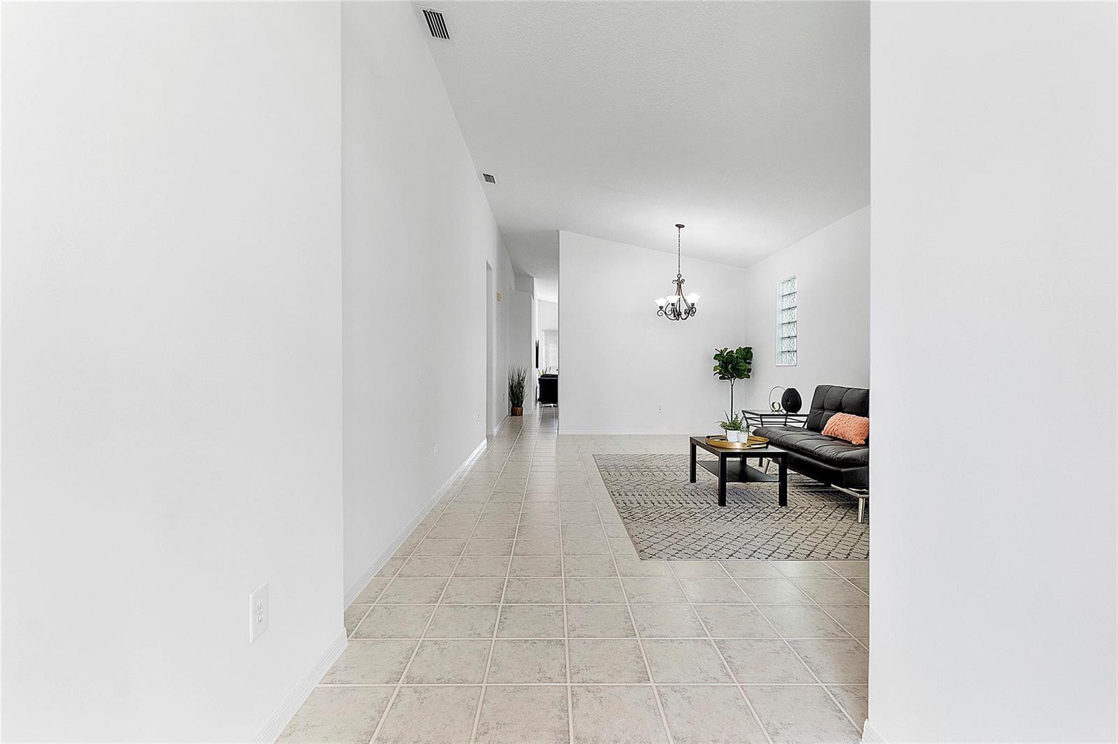 Listing photo 3 for 5385 NW 124th Way, Coral Springs, FL, 33076