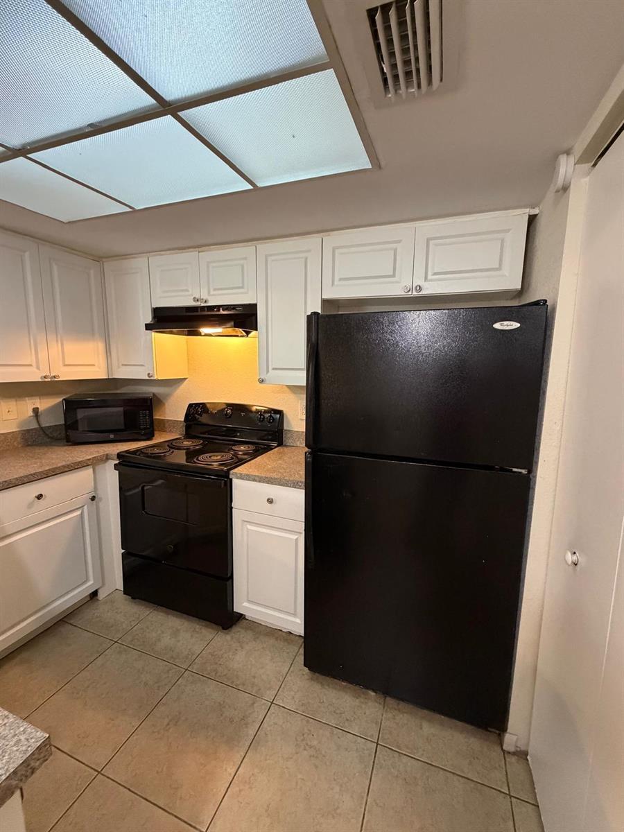 Listing photo 4 for 9144 W ATLANTIC Boulevard Unit#836, Coral Springs, FL, 33071