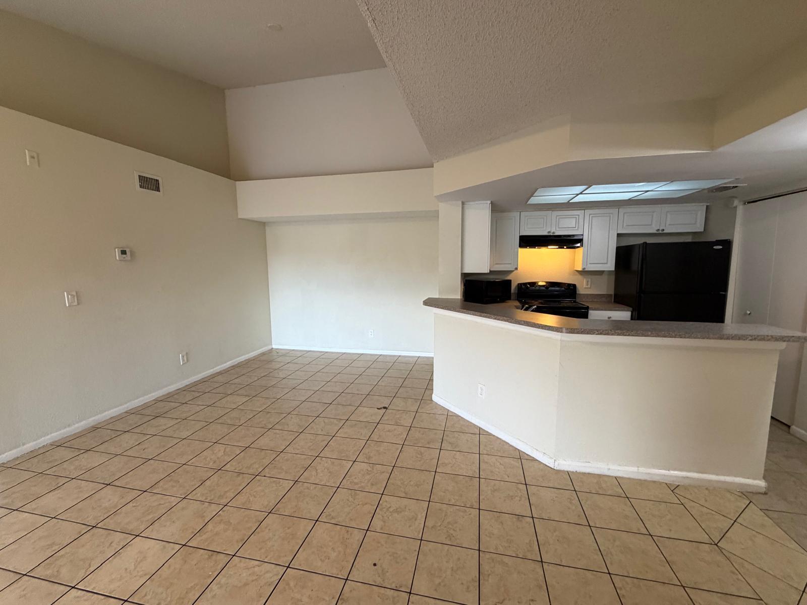 Listing photo 5 for 9144 W ATLANTIC Boulevard Unit#836, Coral Springs, FL, 33071