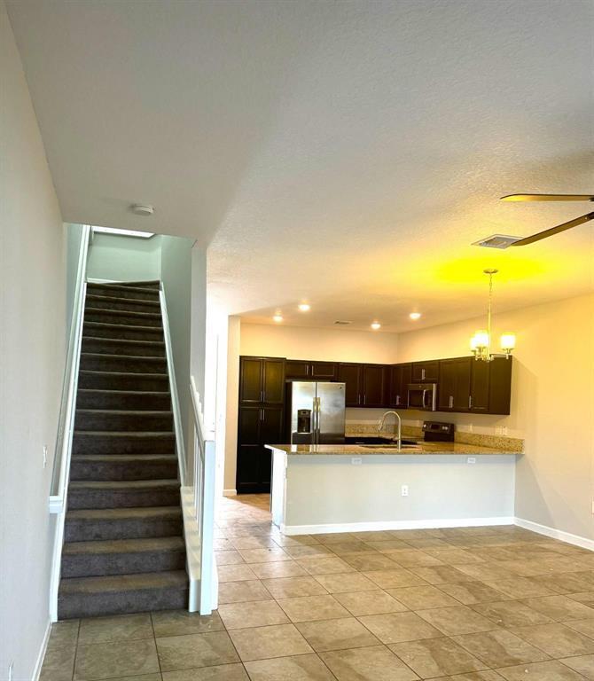 Listing photo 6 for 5887 NW 56th Place Unit#5887, Tamarac, FL, 33319