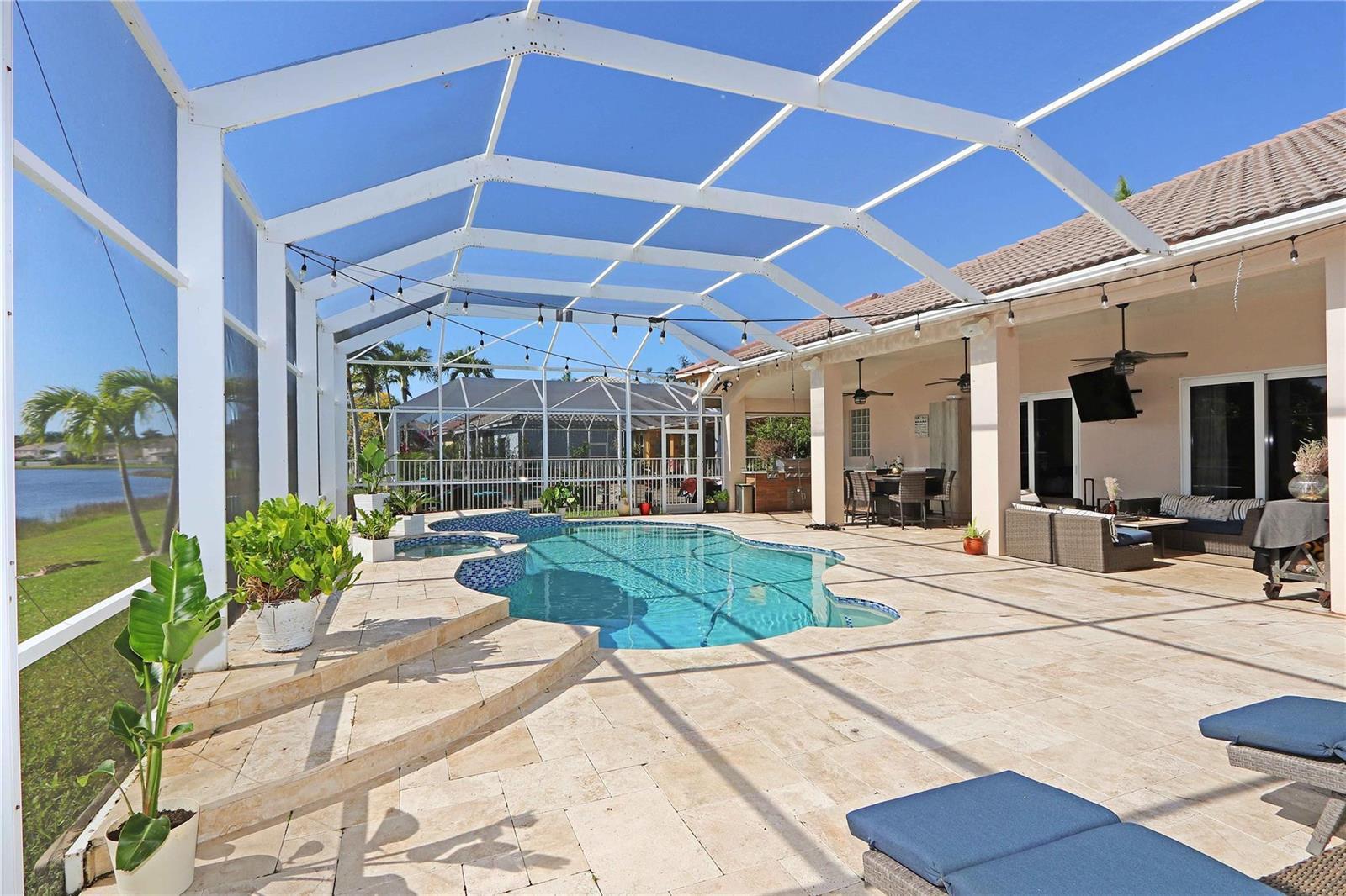 Listing photo 10 for 1182 PEREGRINE Way, Weston, FL, 33327