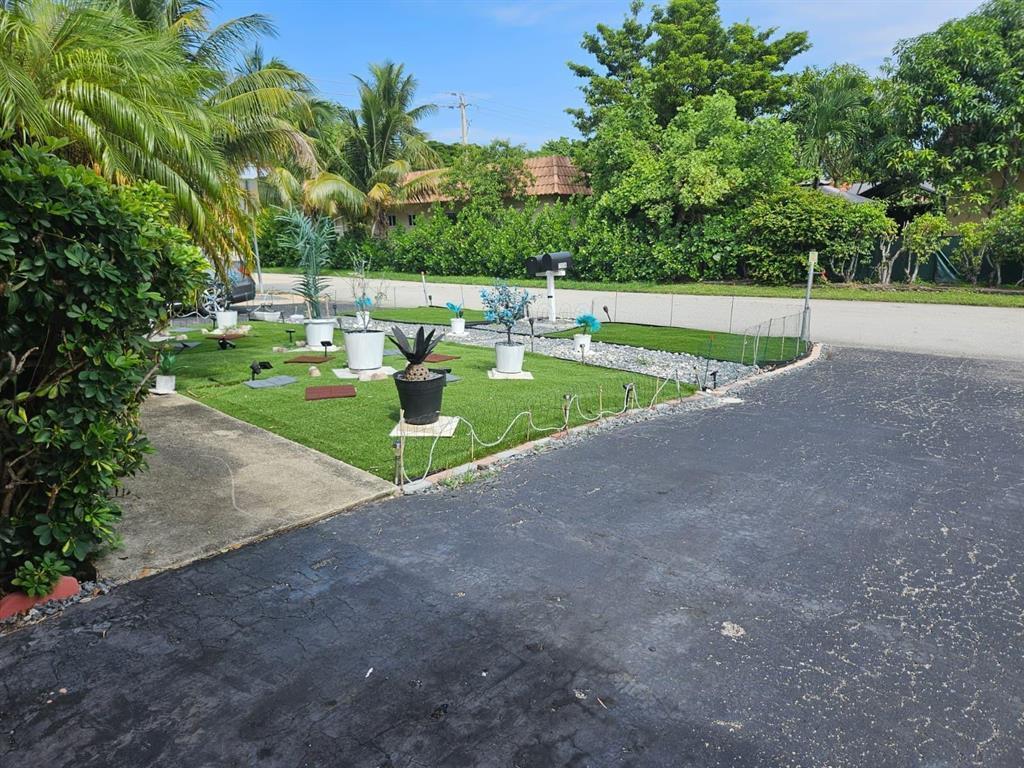 Listing photo 5 for 7904 NW 70th Court Unit#1, Tamarac, FL, 33321