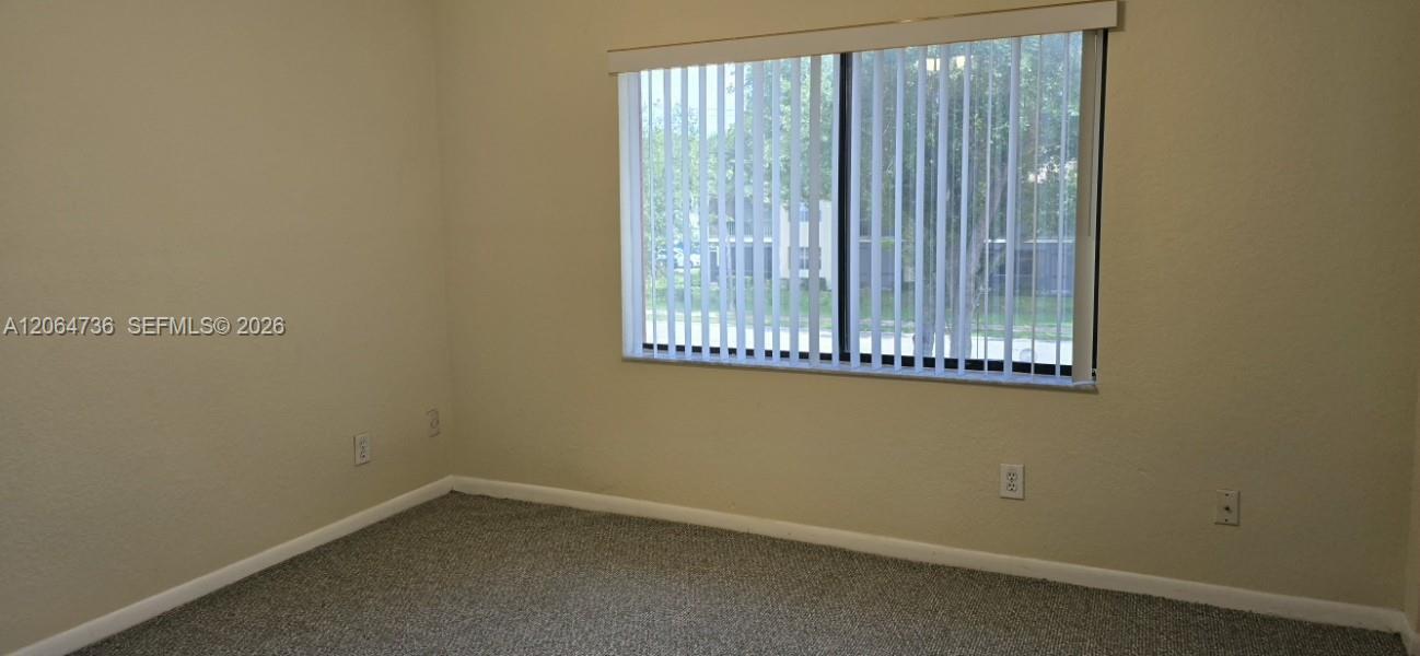 Listing photo 14 for 9092 NW 40th St Unit#4, Coral Springs, FL, 33065
