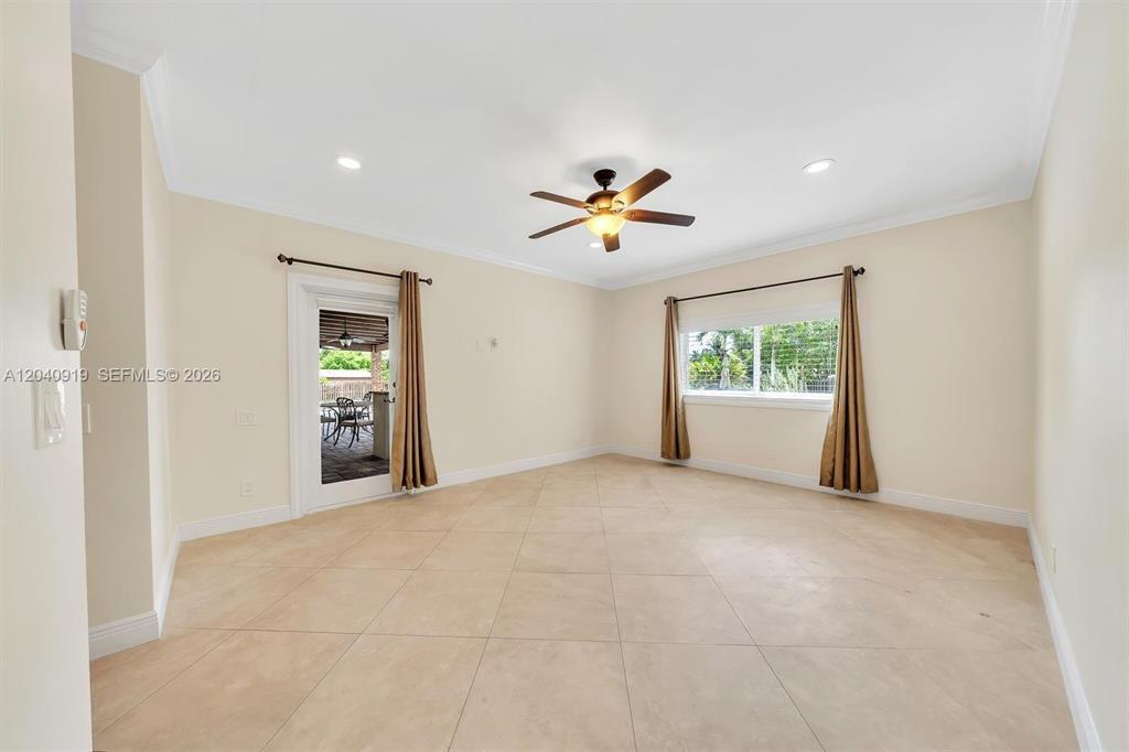 Listing photo 11 for 4920 SW 170TH Avenue Unit#4920, Southwest Ranches, FL, 33331
