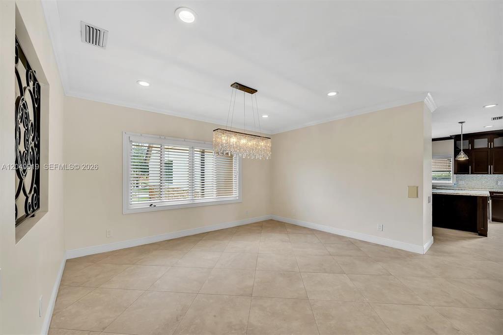 Listing photo 5 for 4920 SW 170TH Avenue Unit#4920, Southwest Ranches, FL, 33331