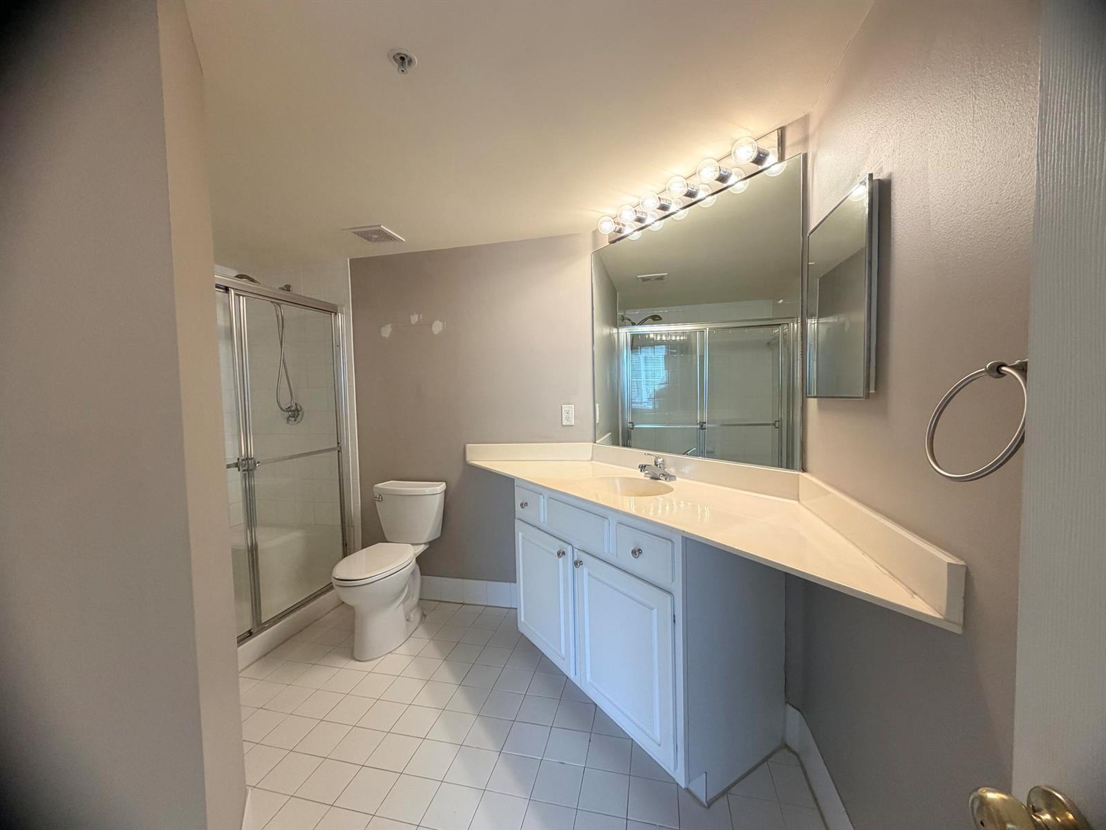 Listing photo 14 for 11661 W ATLANTIC Boulevard Unit#1026, Coral Springs, FL, 33071