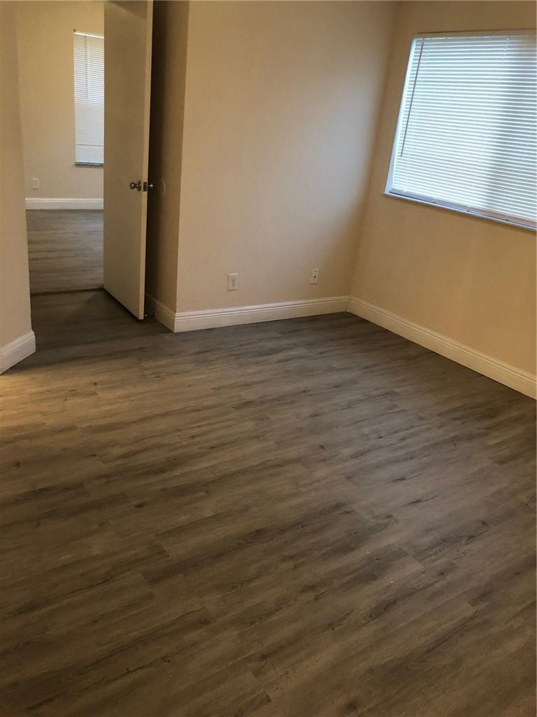 Listing photo 13 for 12400 Vista Isles Drive Unit#1421, Sunrise, FL, 33325