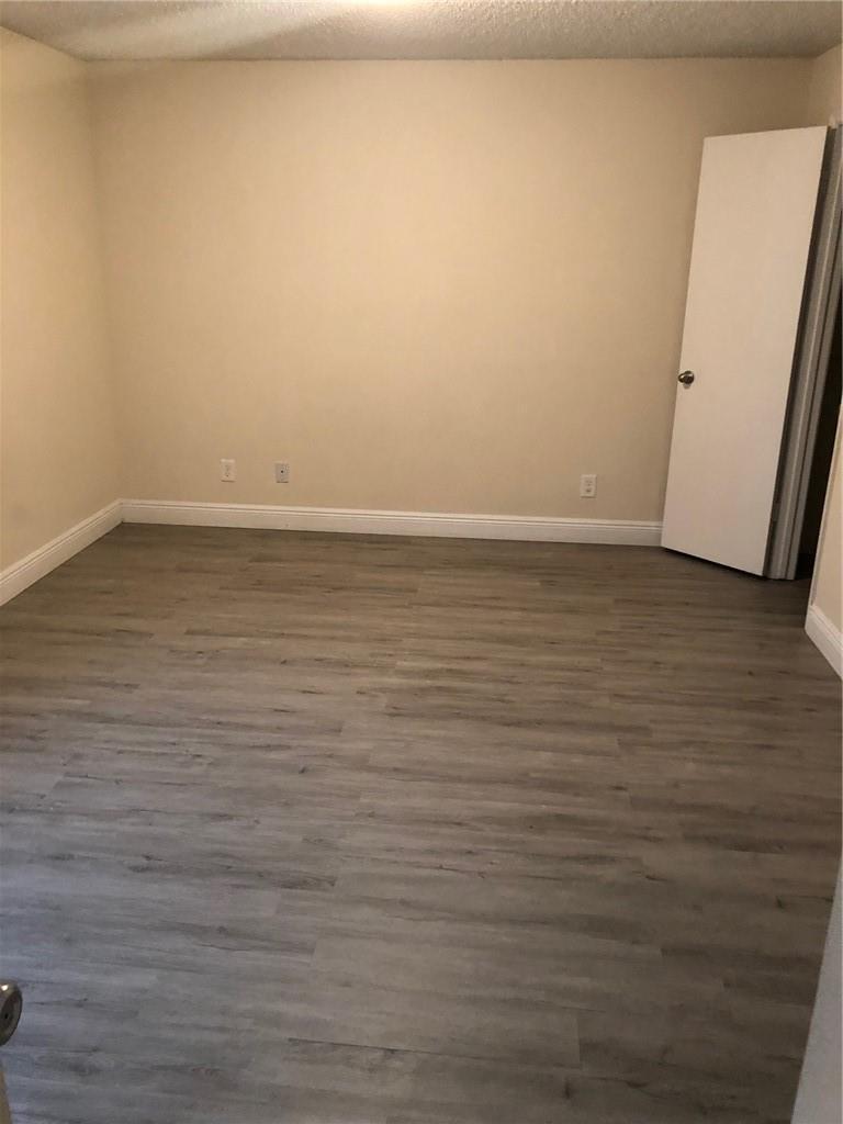 Listing photo 8 for 12400 Vista Isles Drive Unit#1421, Sunrise, FL, 33325